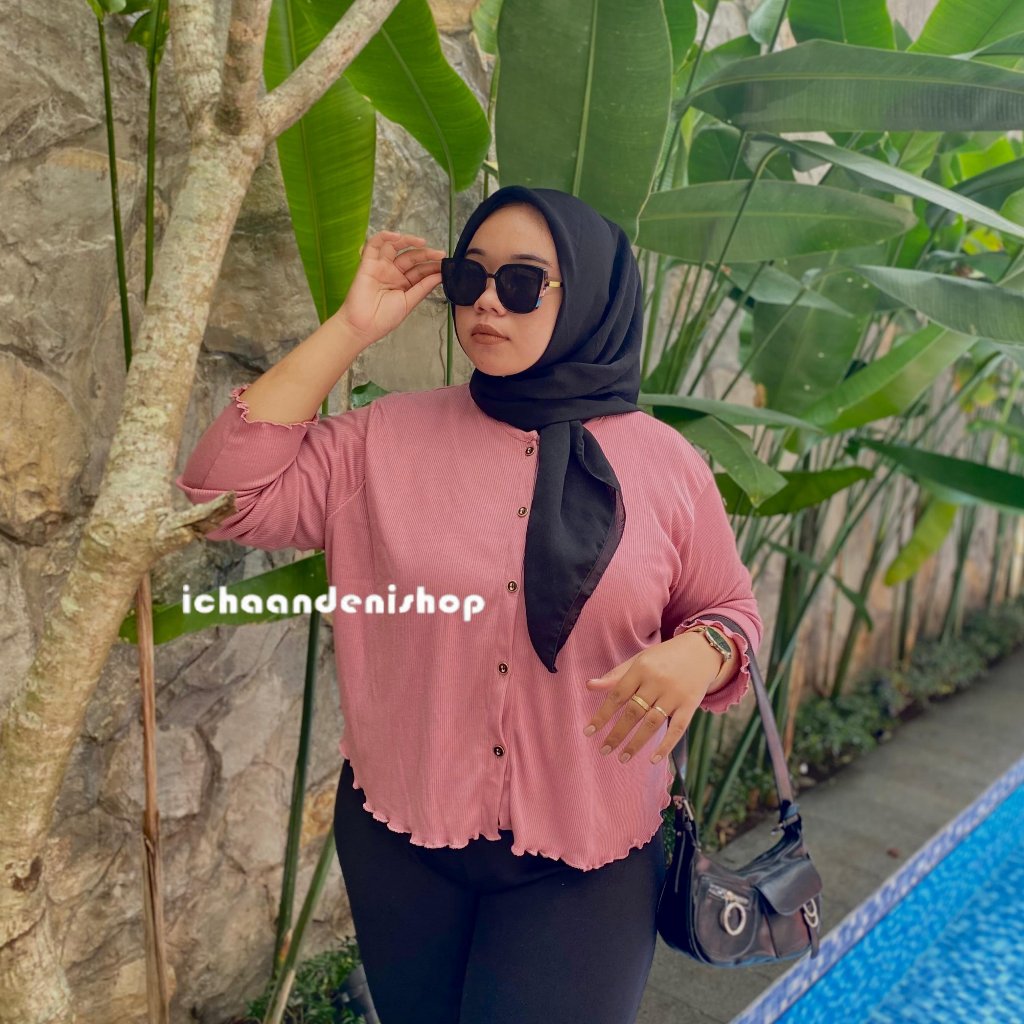 ICH - Sunela Crop Top เสื้อคาร์ดิแกนถักซี่โครงขนาดใหญ่ของผู้หญิง