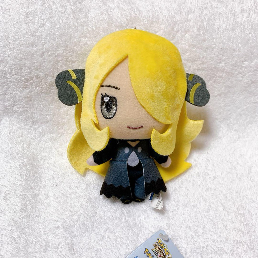 POKEMON TRAINER CYNTHIA KEYCHAIN PLUSHIE BANPRESTO