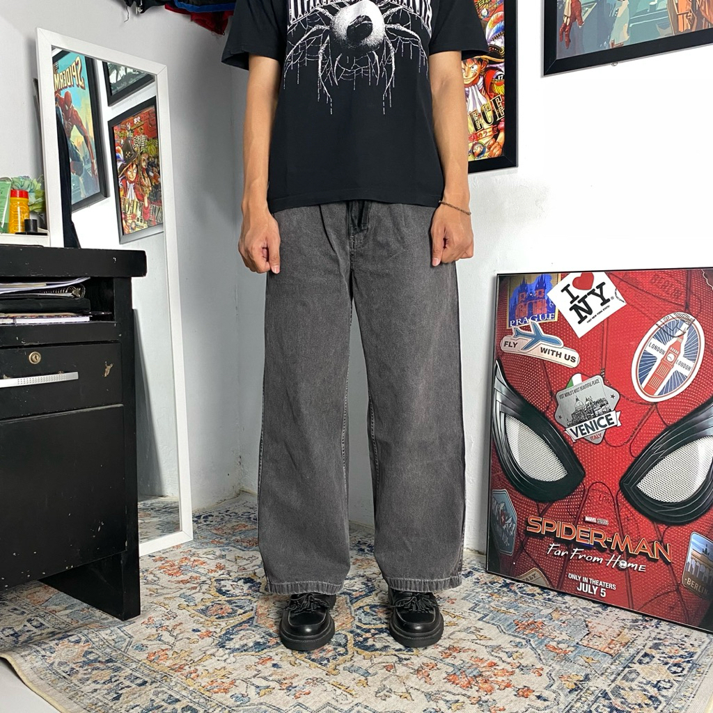 GU BAGGY DARK GREY JEANS