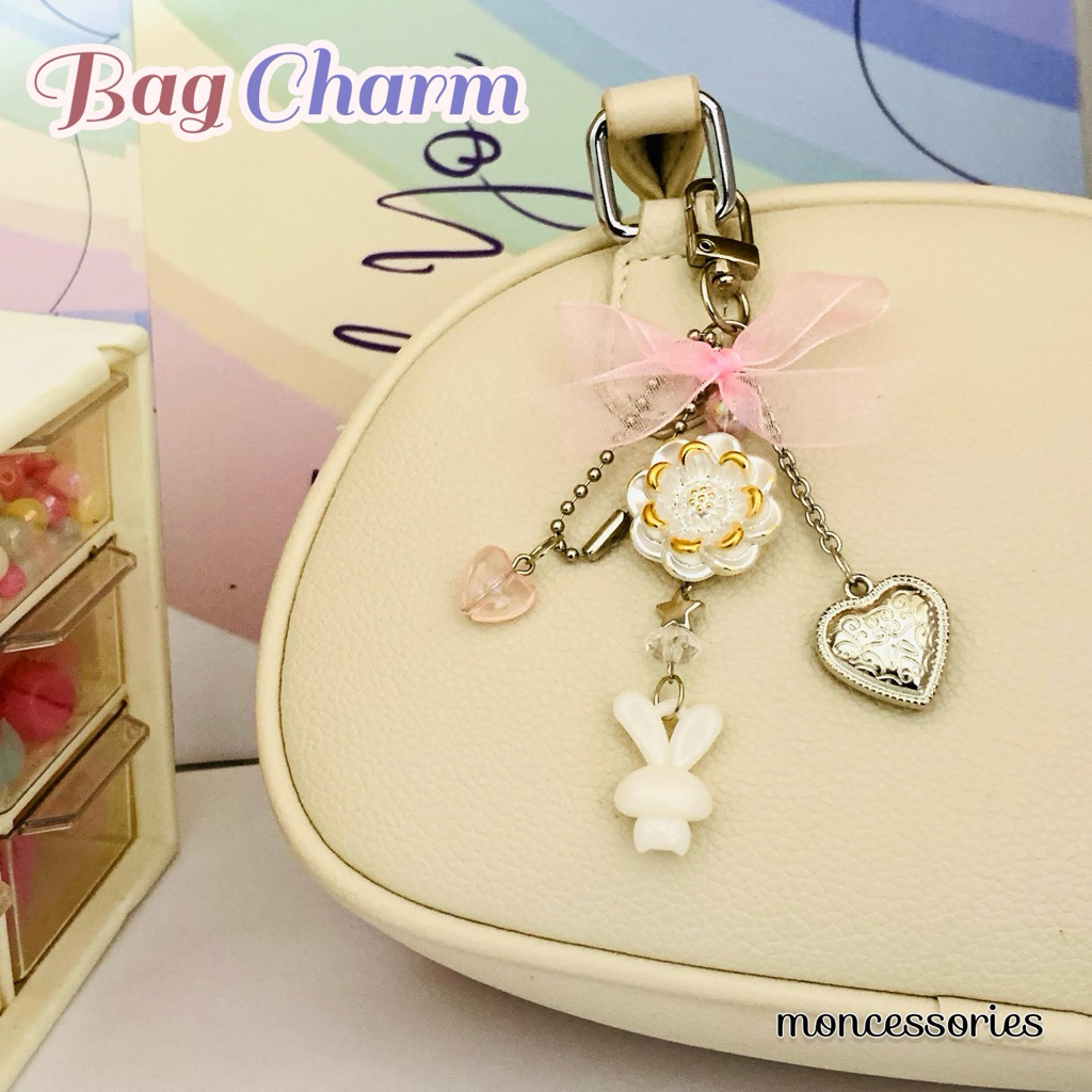 MONCE Bag Charm Coquette PICKLY