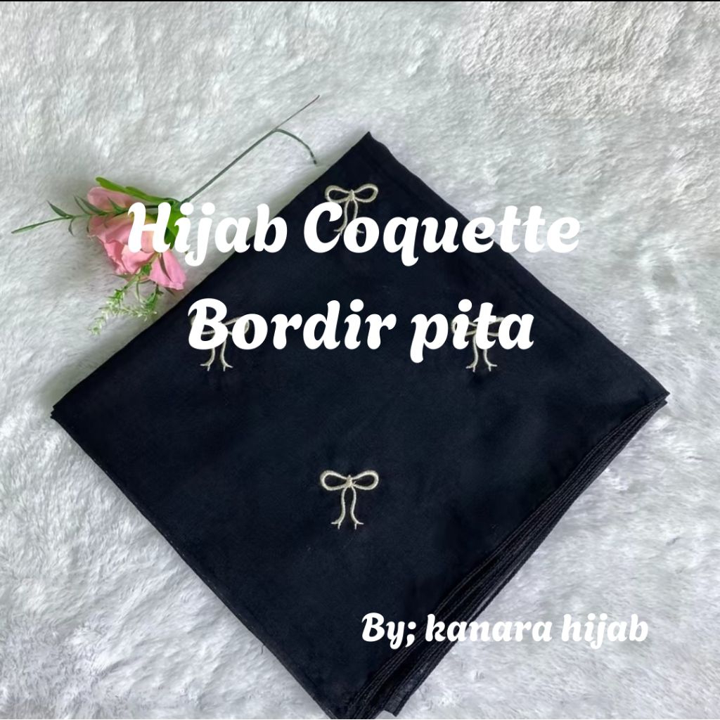 Coquette Square Hijab พร้อมงานปักริบบิ้น || งานปักริบบิ้นขนาดเล็ก coquette (Hijab coquette)