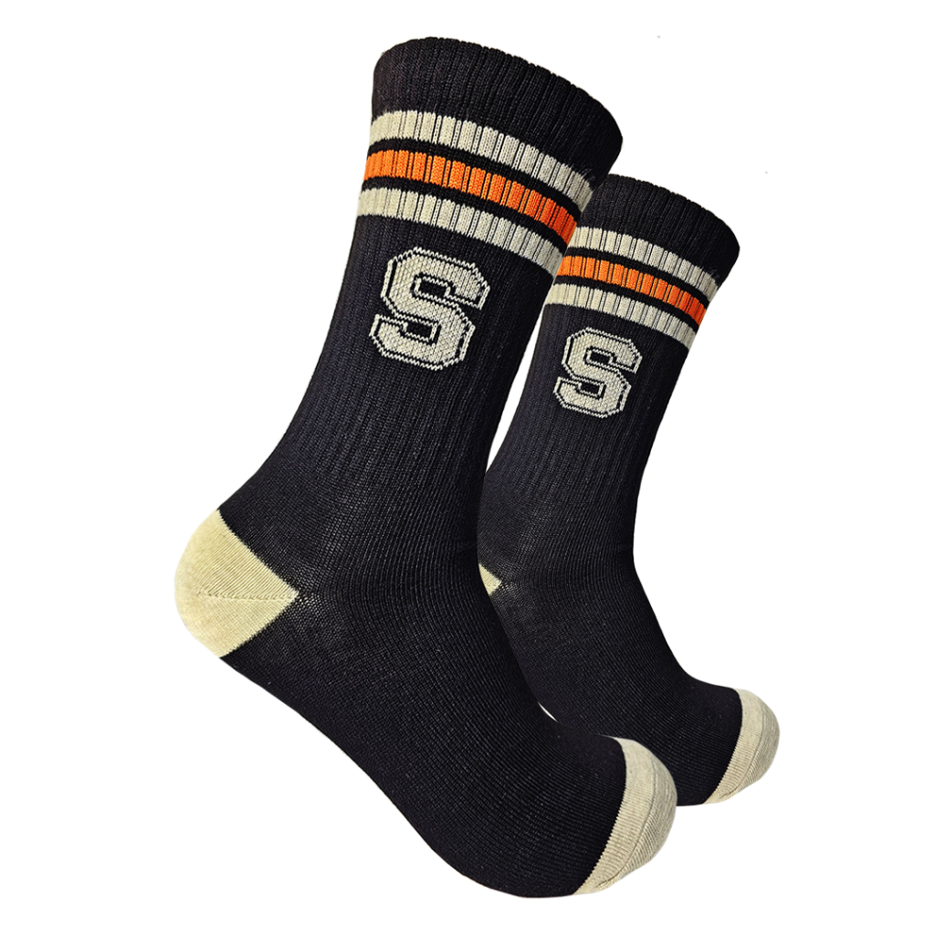 ถุงเท้า Black Letter S (K104)