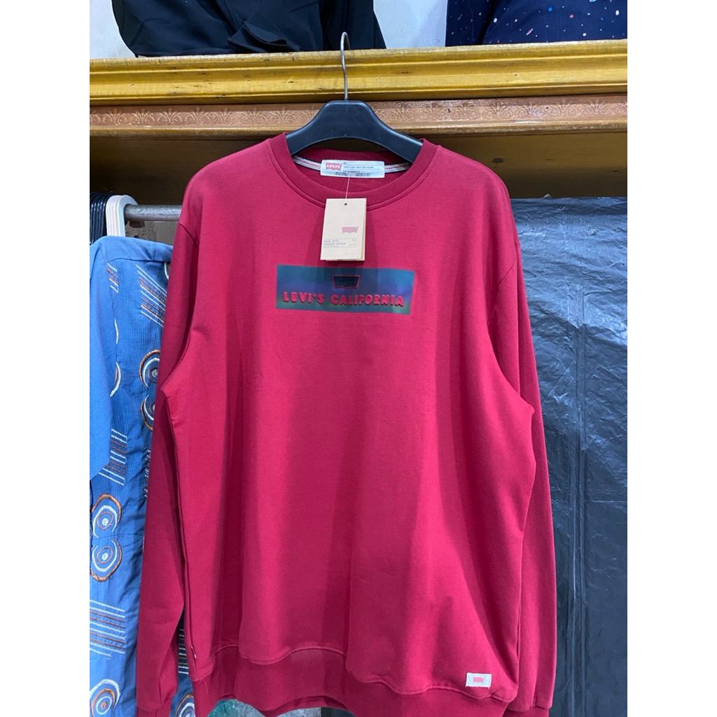 เสื้อสเวตเตอร์ LEVIS CALIFORNIA (ใหม่)
