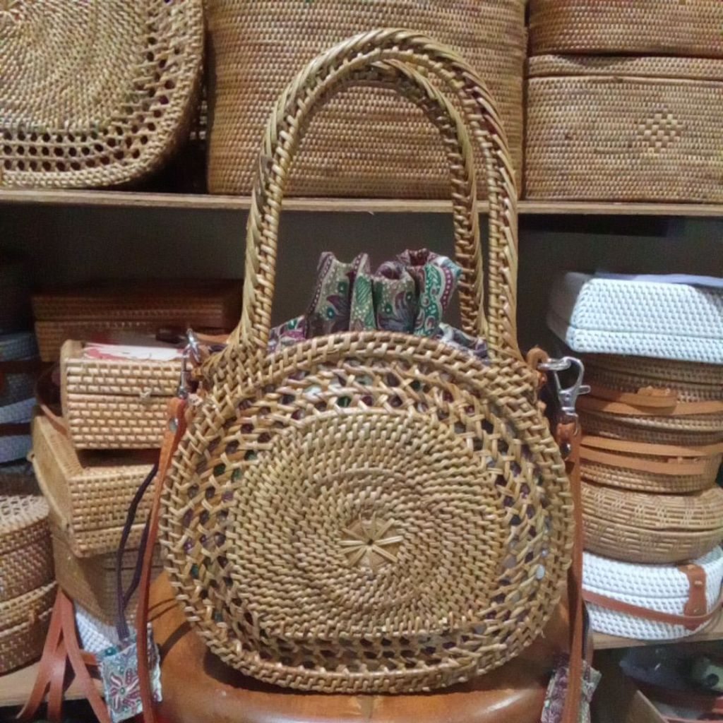 MATAHARI SMALL SUN RATTAN BAG / Small SUN BAG FULL ATTE