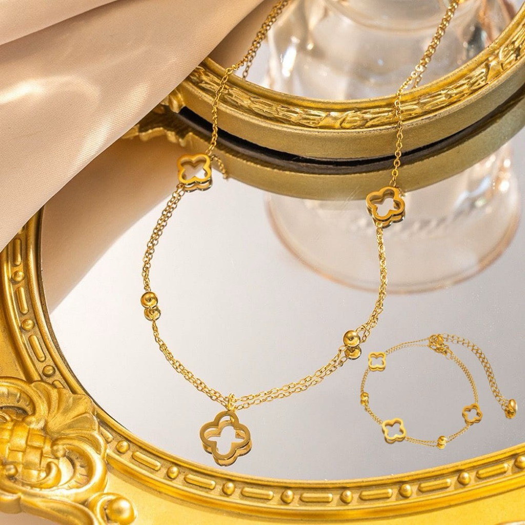 MS037 1SET สร้อยคอและสร้อยข้อมือดอกไม้โคลเวอร์