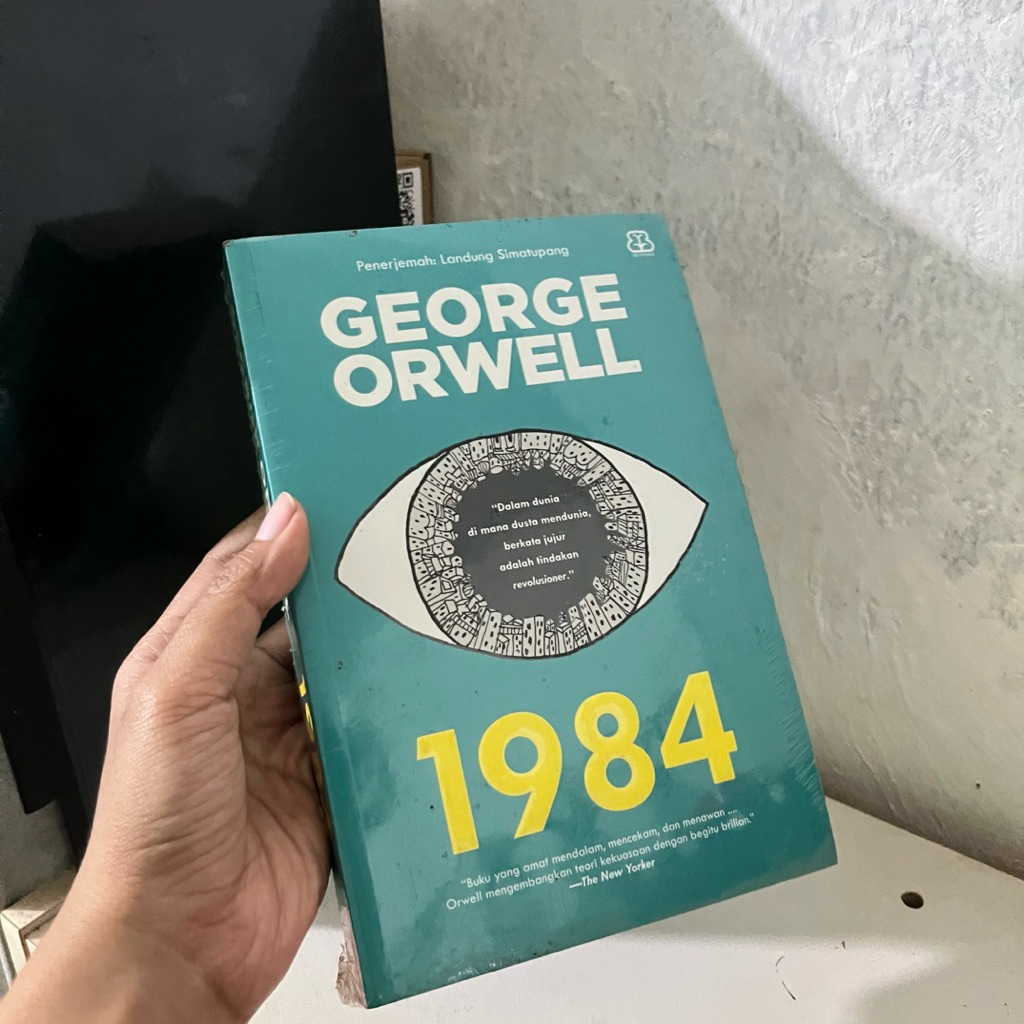 1984 หนังสือ - จอร์จ ออร์เวลล์