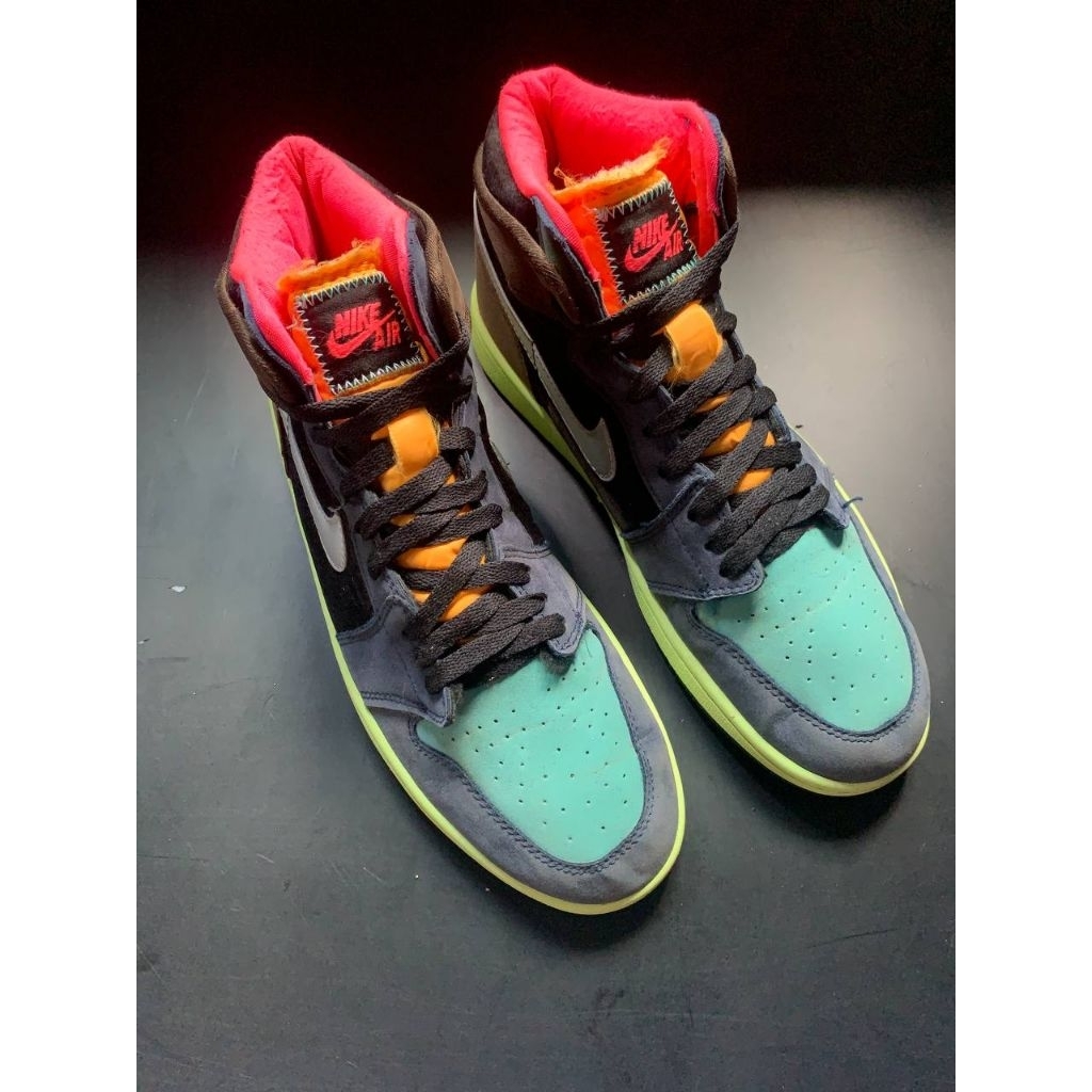 รองเท้ามือสองคุณภาพ N1K3 A1R J0rd@n Hyp3r R0y@l ขนาด 43/27.5cm