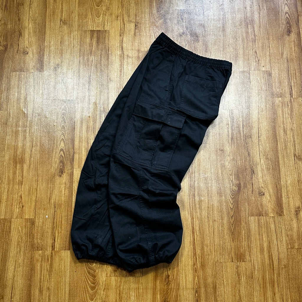 กางเกง GU CARGO BALLON