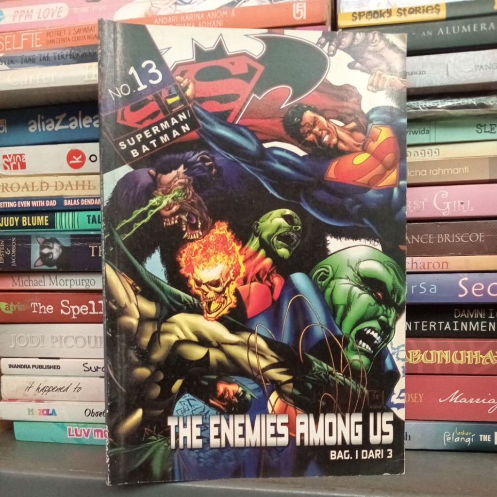 SUPERMAN BATMAN COMIC NO.13 THE ENEMIES AMONG US