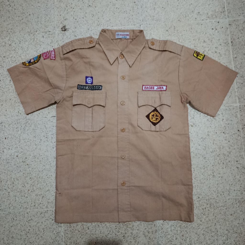 ชุดลูกเสือแบรนด์ yunyun Preloved / ATO 173