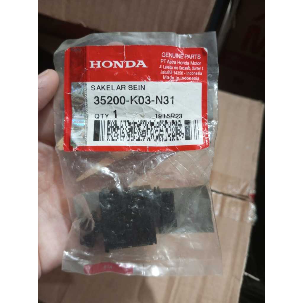 TOMBOL Honda Vario 150 eSP ปุ่มไฟเลี้ยว (READ DESCRIPTION) 35200-K03-N31 ORIGINAL AM