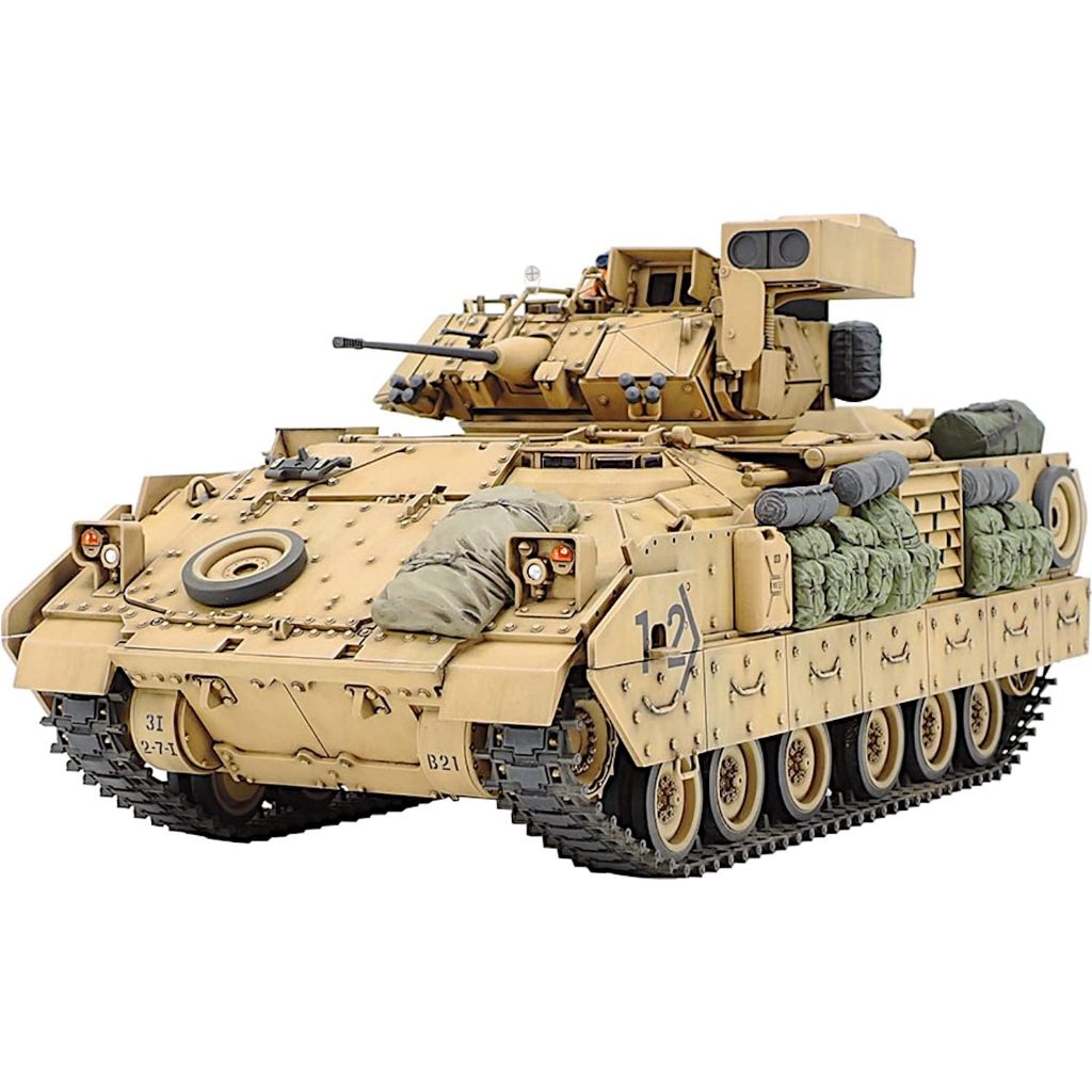 Tamiya 35264 Desert Storm 1: 35 US M2 A2 Bradley IFV (2)