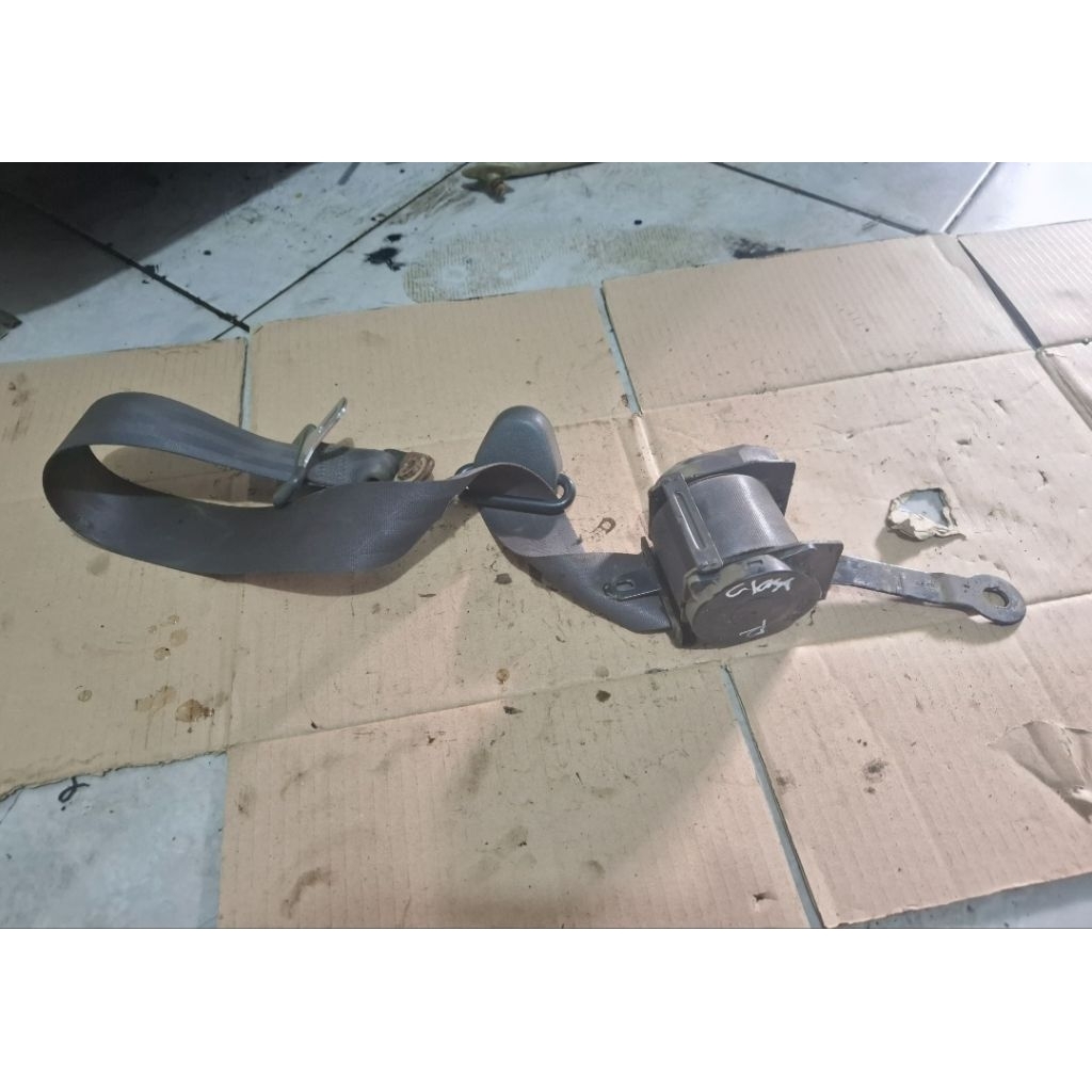 เข็มขัดนิรภัยด้านหน้าขวาเข็มขัดนิรภัยที่นั่ง chade classy winner g102 cx g100 88-96