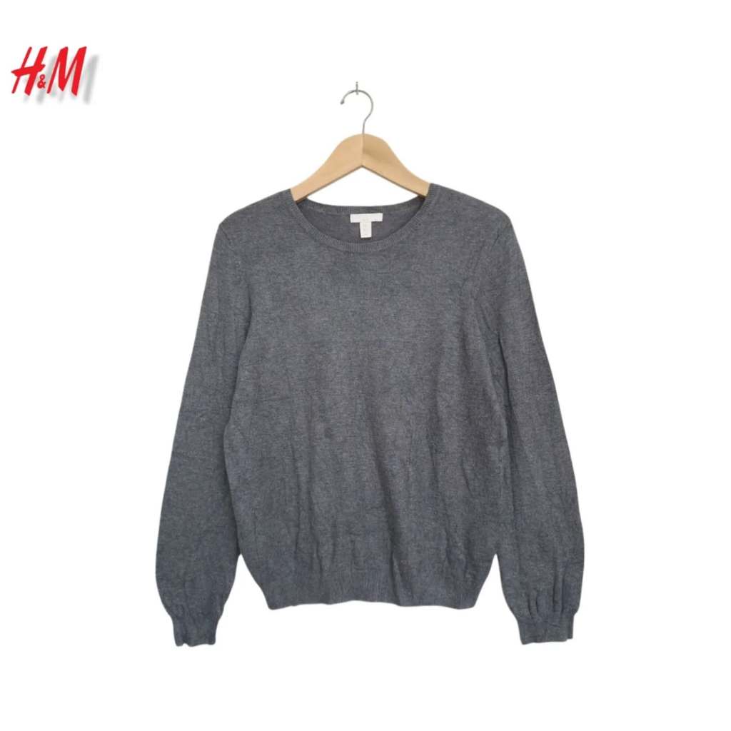 H&M เสื้อสเวตเตอร์ O-N Basic สีเทาเข้ม (CODE: B109 - 08)