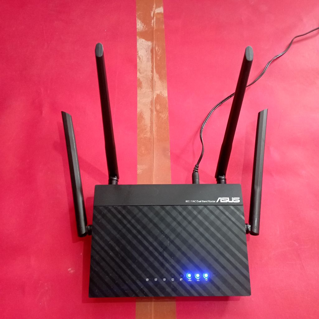 ASUS RT-AC1200 V2 เราเตอร์ไร้สายดูอัลแบนด์