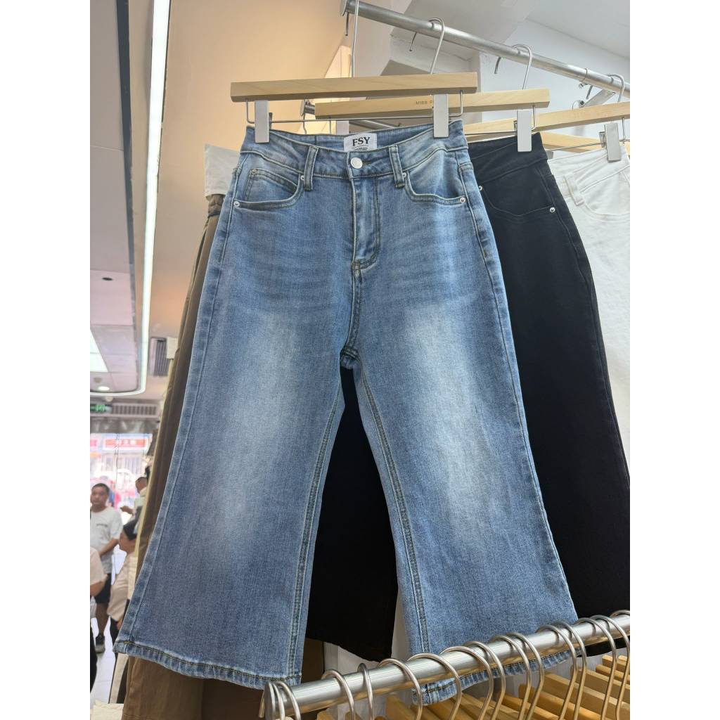 CN1240 - 11128 FSY CAPRI JEANS