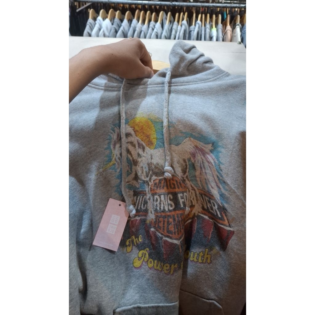เสื้อฮู้ด VETEMENTS*