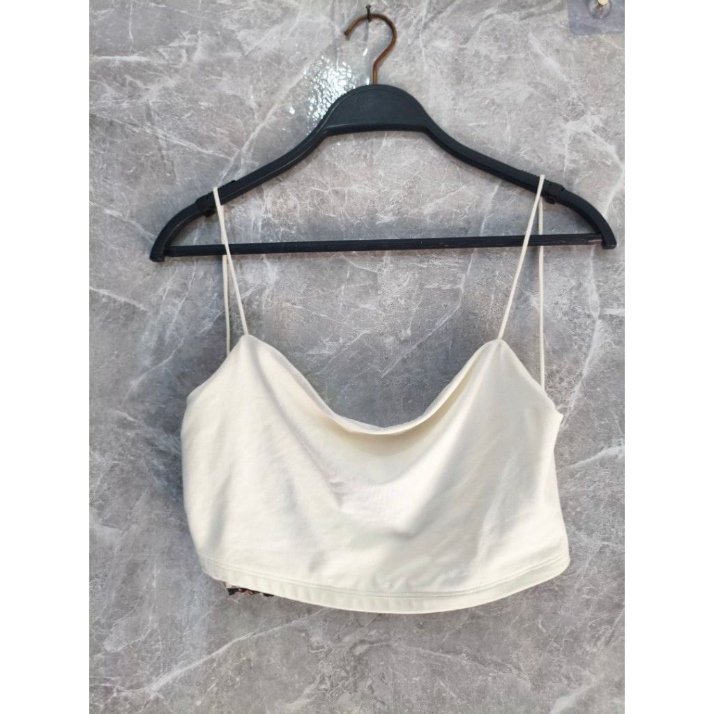 BERSHKA TANKTOP CROP BACKLESS