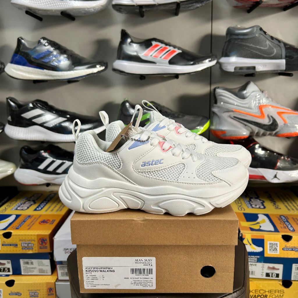 ASTEC KOSOVO เดินสําหรับผู้หญิงสีขาว