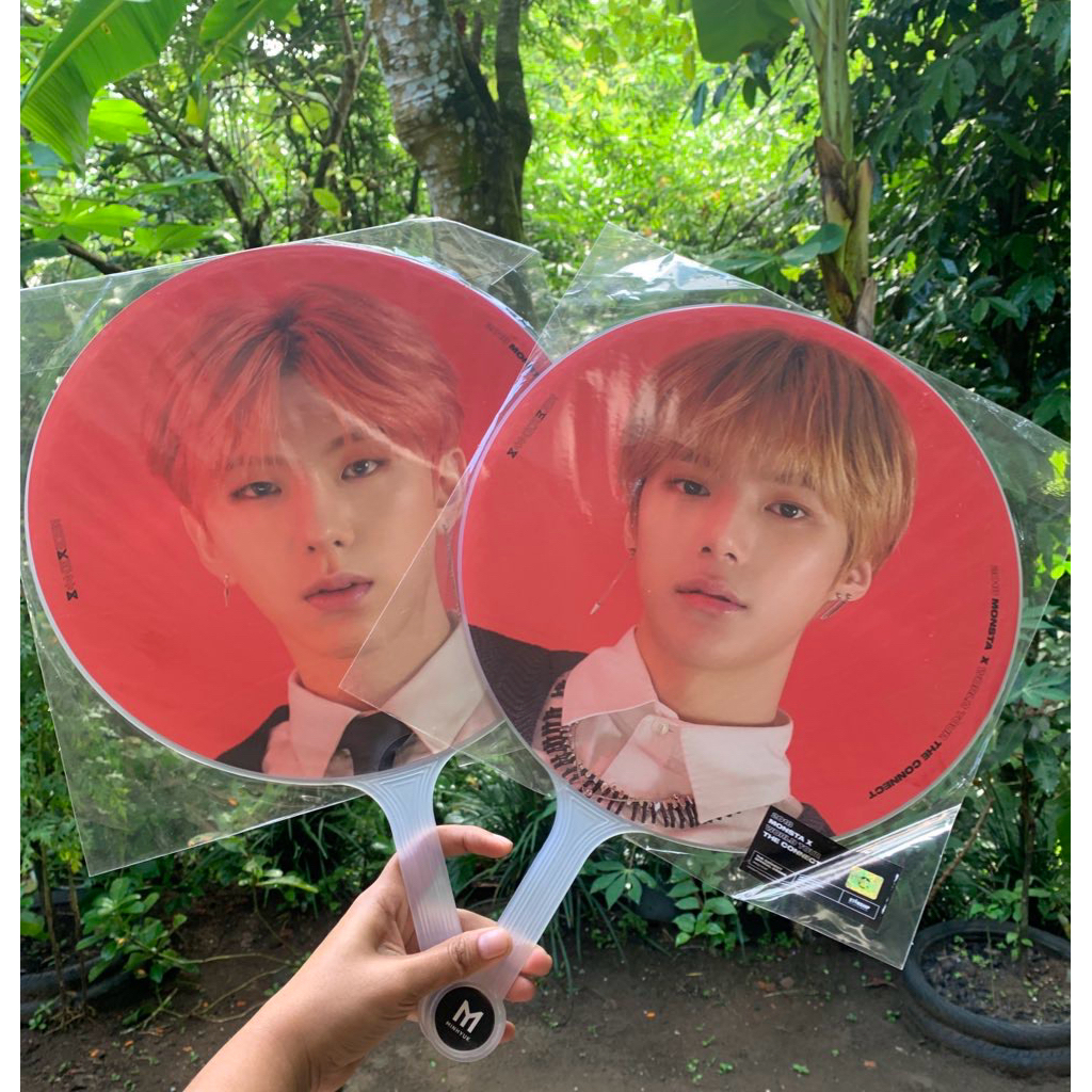 MONSTAX IMAGE PICKET UCHIWA อย่างเป็นทางการ | MONSTA X MINHYUN KIHYUN