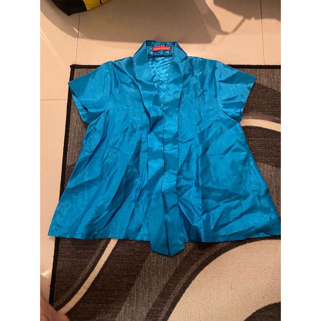 ผู้หญิง Kebaya outlook