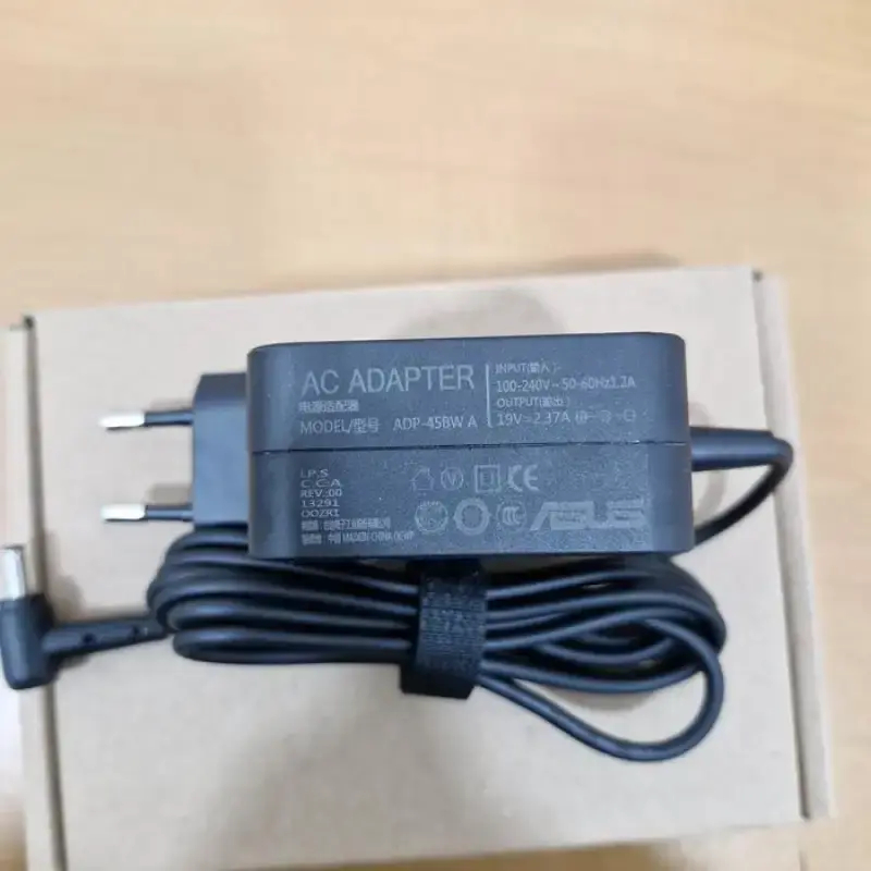 อะแดปเตอร์ชาร์จสําหรับ Asus E1404F X1402Z 19V - 2.37A 45W DC 4.5*3.0 มม.พินกลาง - ใหม่