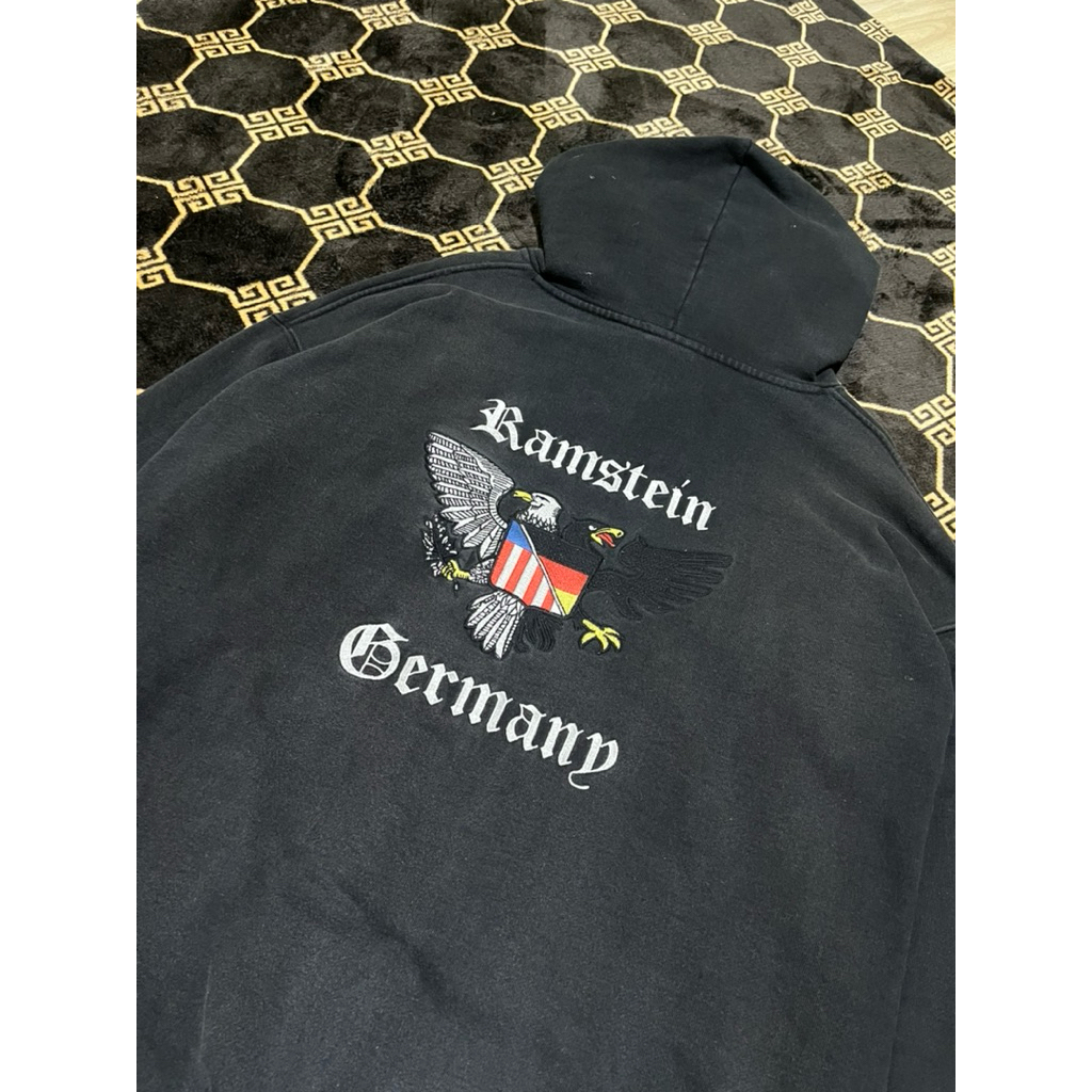 HOODIE VETEMENTS RAMSTEIN (ขนาดใหญ่)