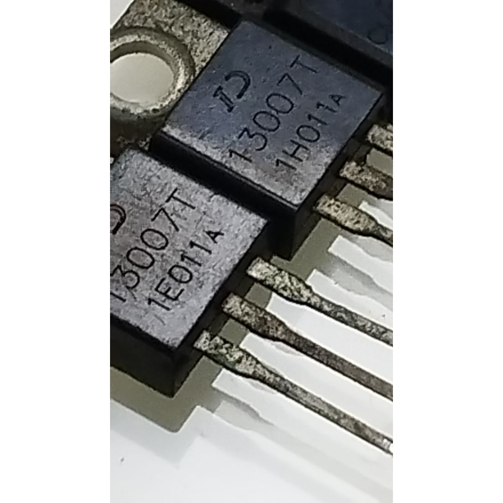 ทรานซิสเตอร์ 13007T 13007 T