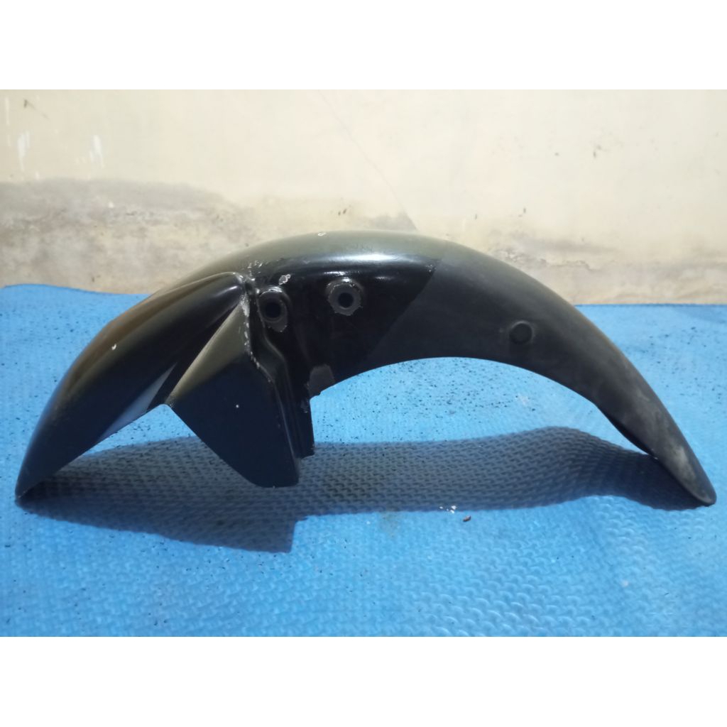 บังโคลนหน้า Apache TV มือสองของแท้