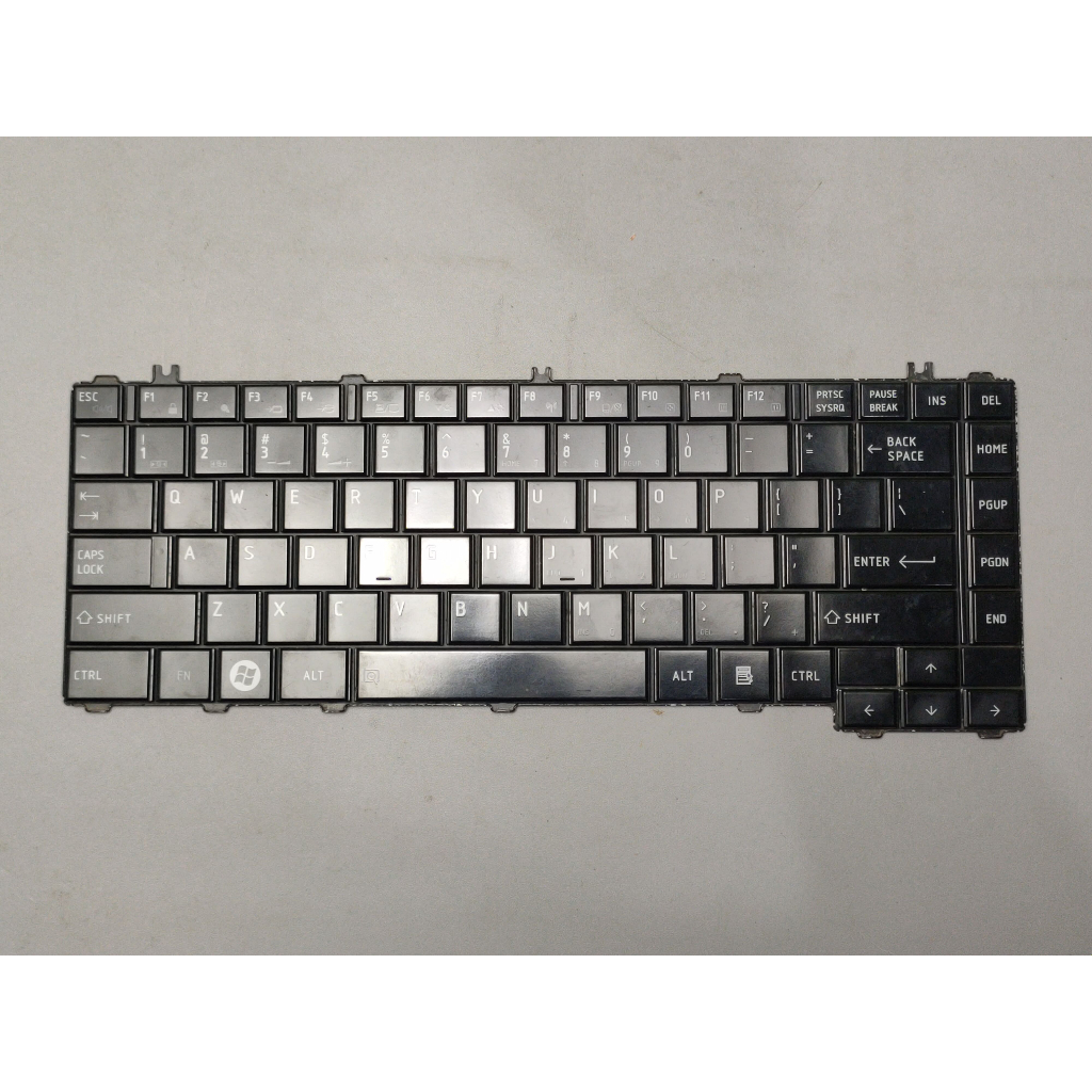 ET09 KBD-TOS-8 TOSHIBA SATELLITE L645 AETE2U00010-US 9Z.N4VGQ.001 แป้นพิมพ์แล็ปท็อป