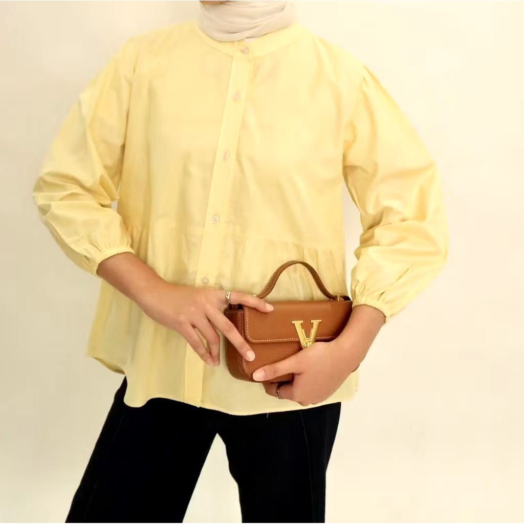 KYREN Blouse Ruffle Semi Crop