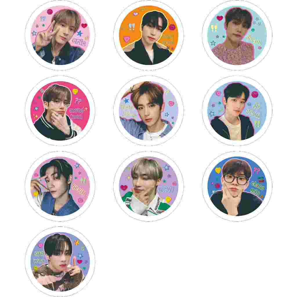 Freebies Kpop Pin เข็มกลัด The Boyz TBZ OT 10 (ราคาในกรณีแสดงนี้ ราคา 10 ชิ้น TBZ เข็มกลัด Pin Full 