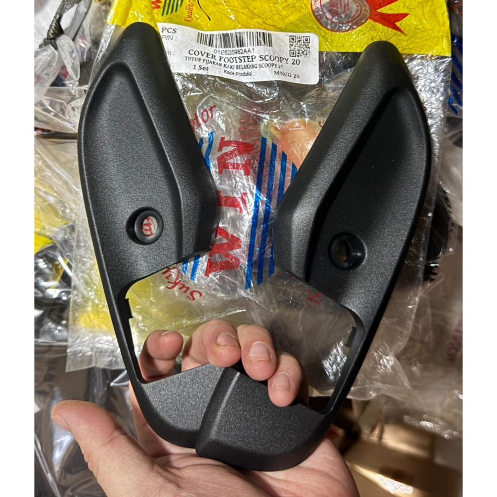 01-B62-350-82AA FootStep Cover สําหรับ Honda Scoopy 2020 K2F WIN