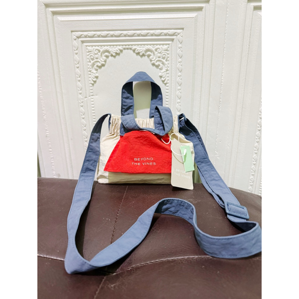 PRELOVED NEW BEYOND THE VINES BTV MICRO SLINGBAG ORIGINAL