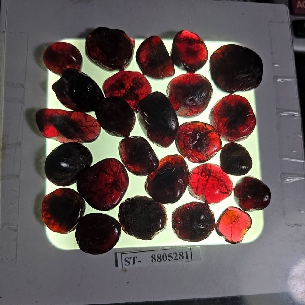 RED GARNET ROUGH STONE ORIGINAL STONE PACKAGE 100 กรัม