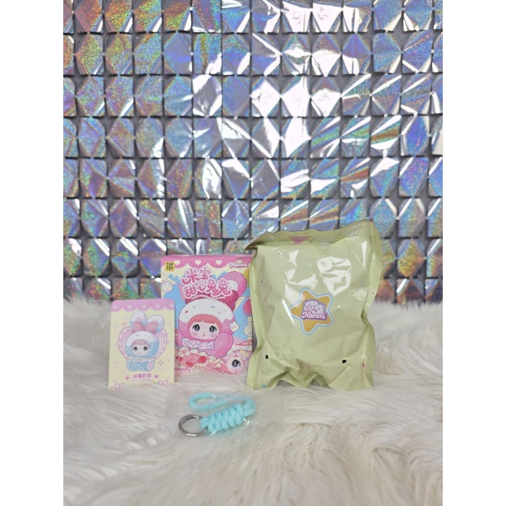 Nommi V8 "สีฟ้าอ่อน" - Make Up Pouch