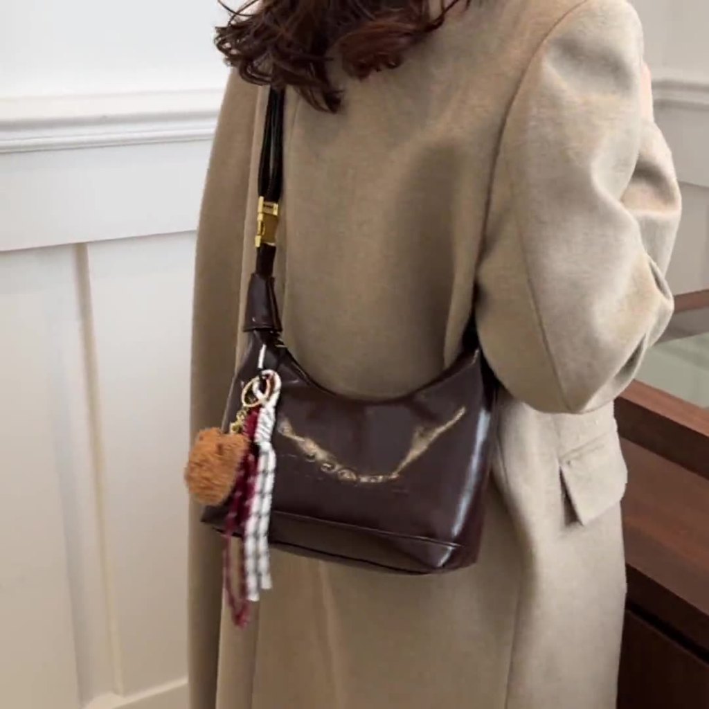 Chikoisme CLinda Sling Bag กระเป๋าสะพายหนังผู้หญิงความงามสไตล์เกาหลีน่ารักเรียบง่ายมีสไตล์