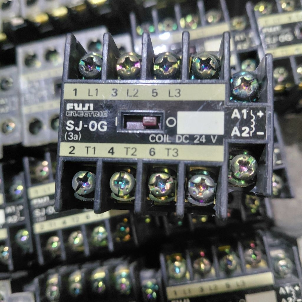 Fuji SJ-0G 15a 24DC คอนแทค/คอนแทคแม่เหล็ก SJ-0G 15A COIL 24DC