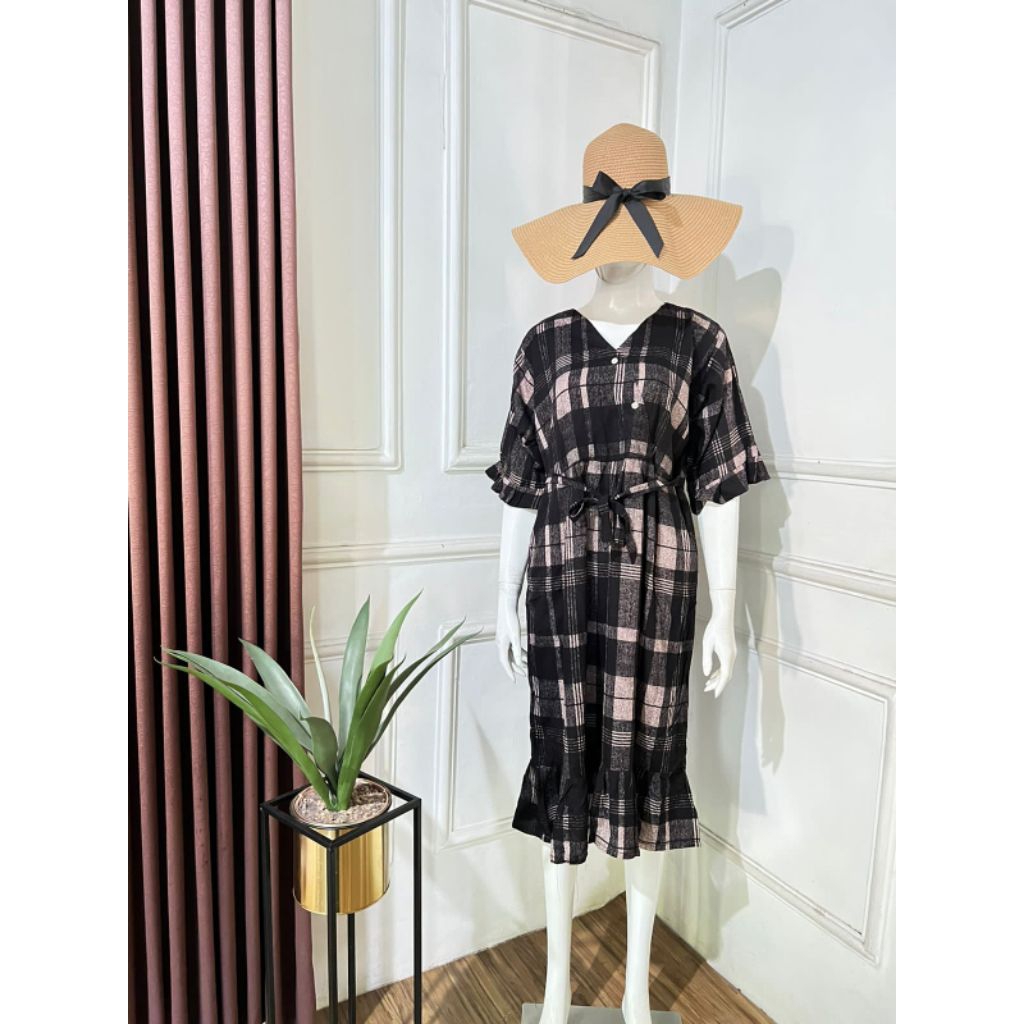 AMANDA DRESS | เดรสบุซุยเรยอน | 3/4 SLEEVE DRESS