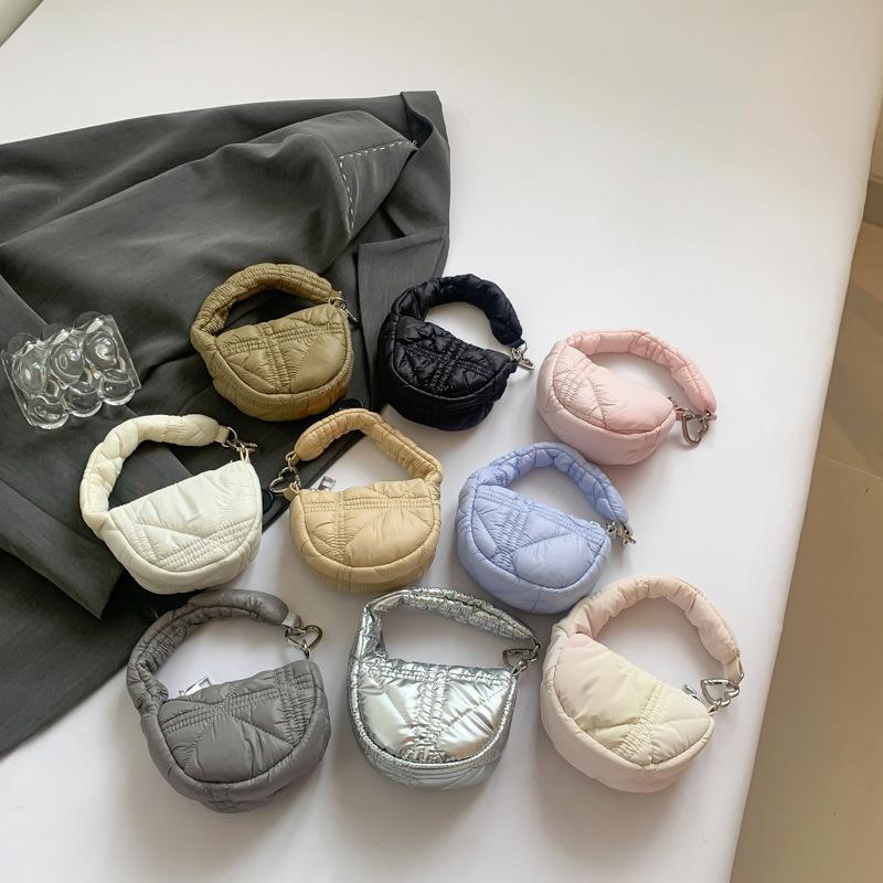 GANTUNGAN Mini Bag Hanger CRLYN Puffy Bag พวงกุญแจกระเป๋ามินิ