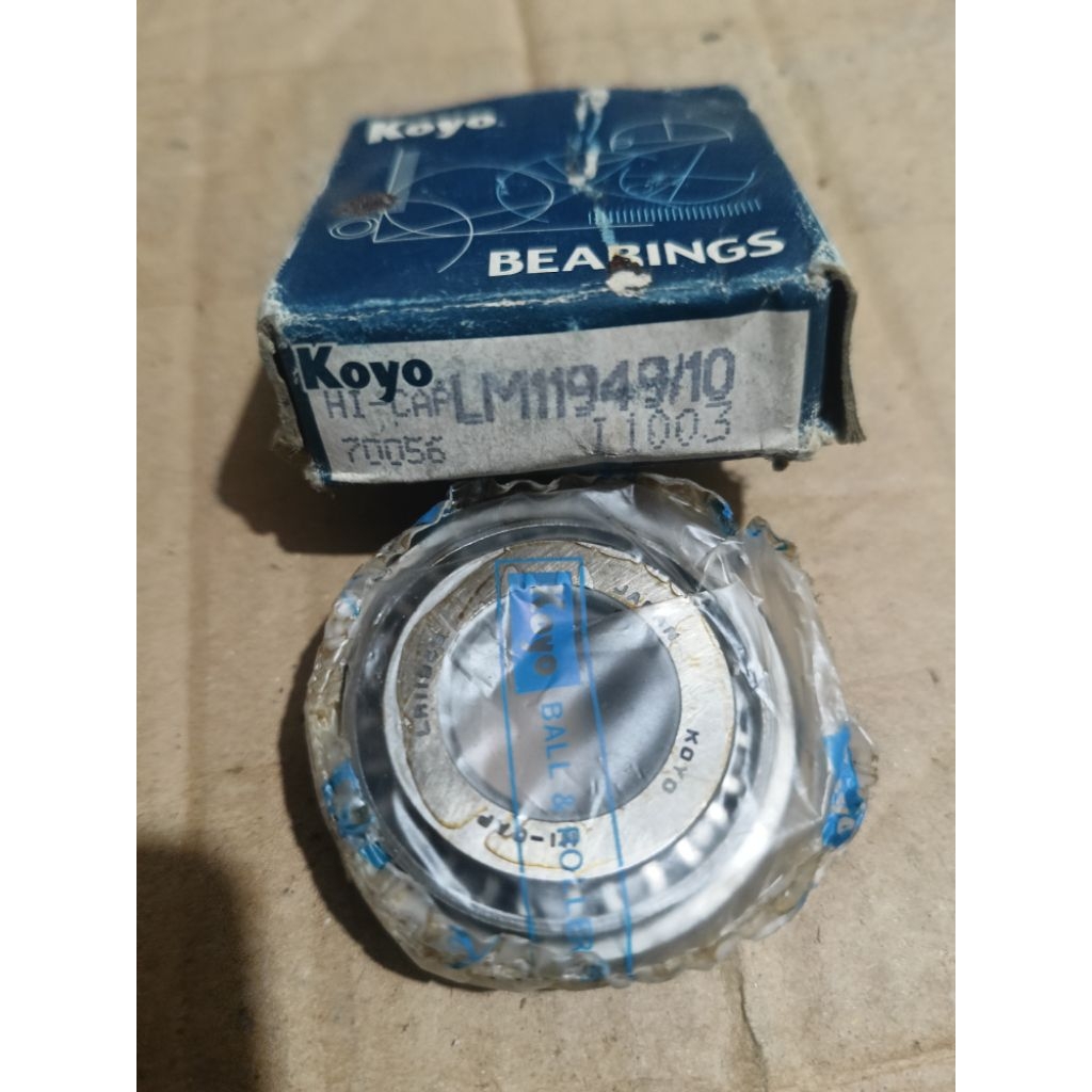 LM11949/10 แบริ่งลูกกลิ้งเรียว Koyo (สต๊อกเก่าดั้งเดิม)
