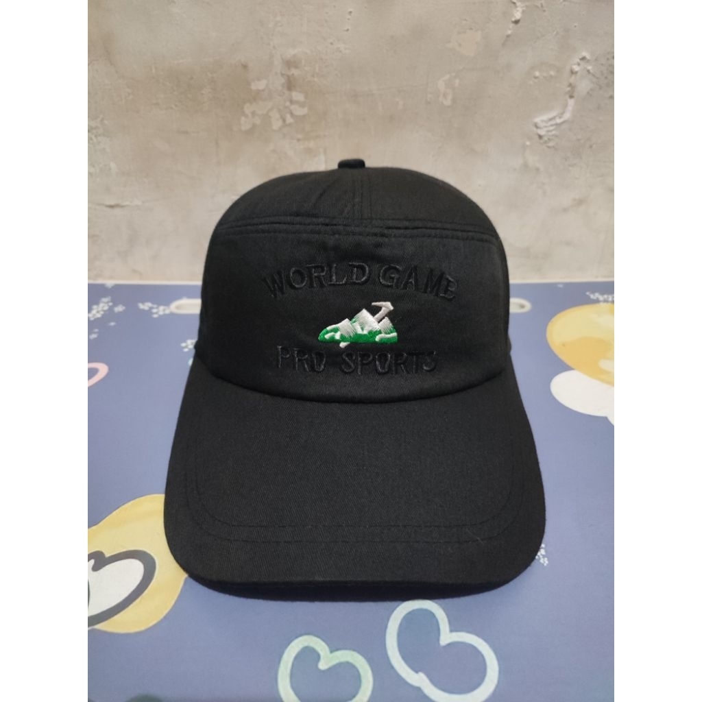 Mountaingeer World Game Pro Sport หมวกแก๊ปสีดํา