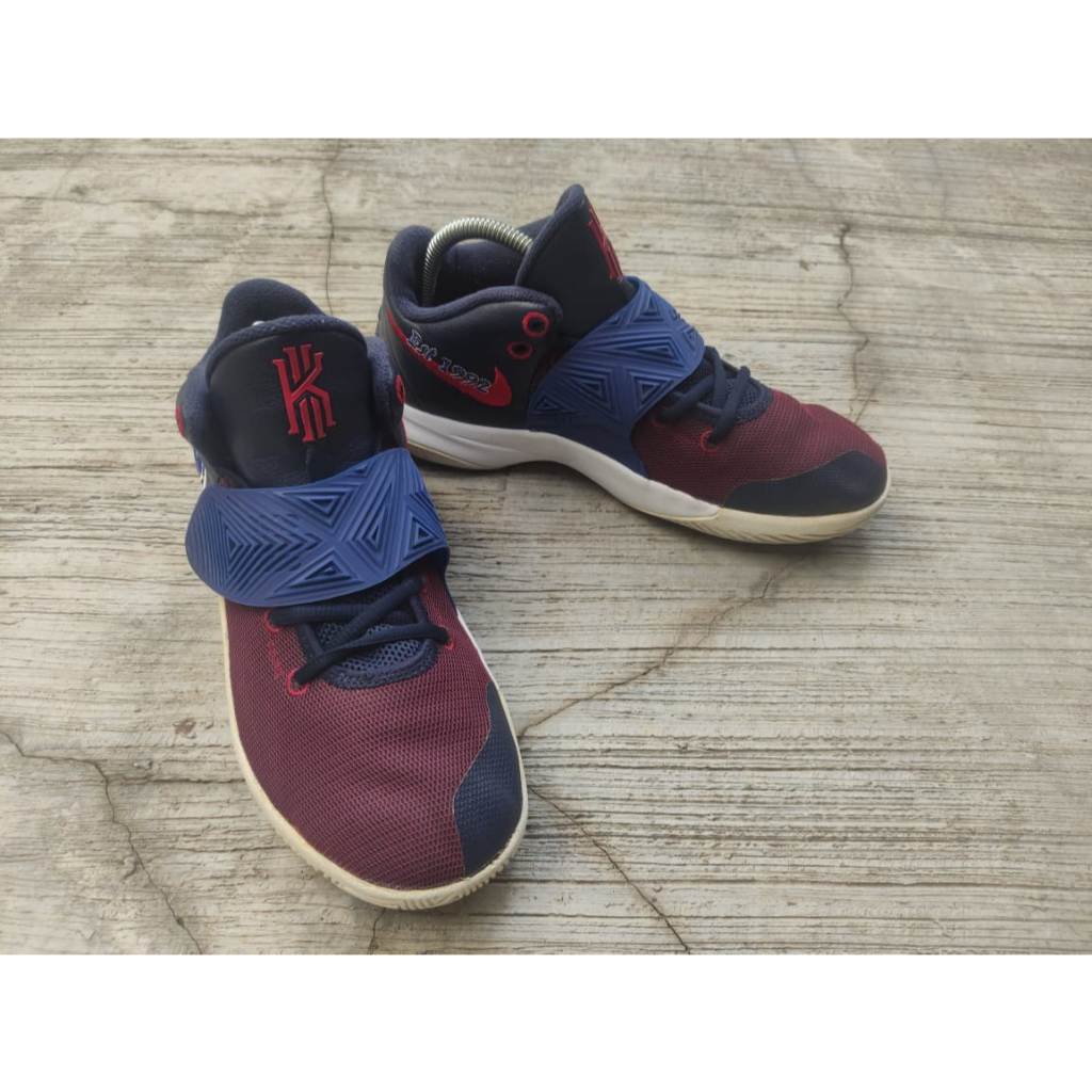 รองเท้าบาสเก็ตบอล Nike Kyrie Flytrap 3 EP มือสอง