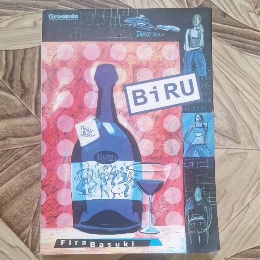 Blue Novel โดย Fira Basuki ใช้ต้นฉบับ
