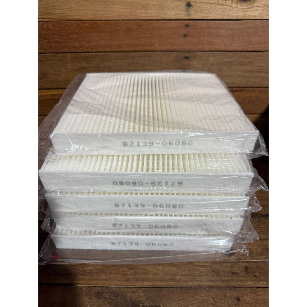 กรองแอร์ AC Innova Fortuner Yaris Vios Camry Vellfire Sienta Altis 87139-06080