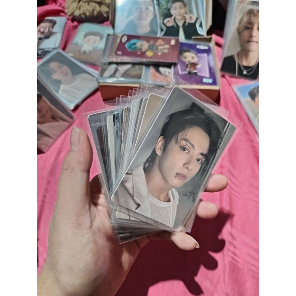 WTS BTS Photocards pc (OFFICIAL)