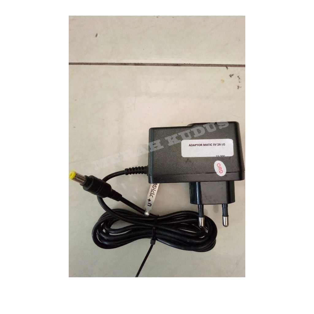 LG 5VOLT 2AMPERE AUTOMATIC ADAPTER/CHARGER