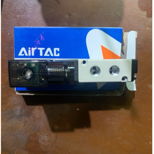 โซลินอยด์วาล์ว 4V310 10 Airtac 220V AC/ 24V DC