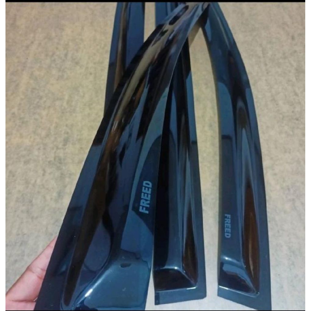 HONDA FREED SLIM MODEL รถน้ํา