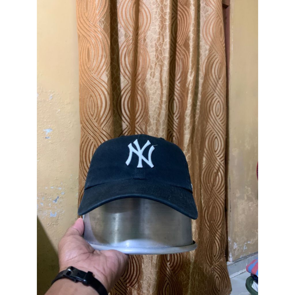 FORTY SEVEN HAT/NY HAT/SECOND HAT